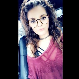 Meet your Posher, Dana